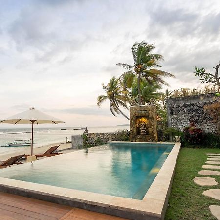 Utama Villas Beach Front Candidasa Exterior foto